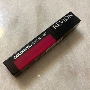 Revlon ColorStay Satin Ink Liquid lip color New 012 Seal the Deal Sz .17fl.Oz.